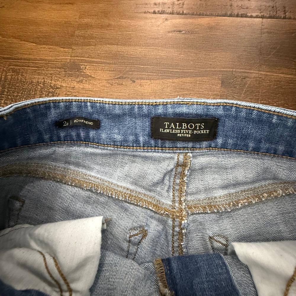 Talbots‎ Denim Boyfriend Shorts Cuffed Hem Flawless Five-Pocket Petites 2 - Picture 3 of 5